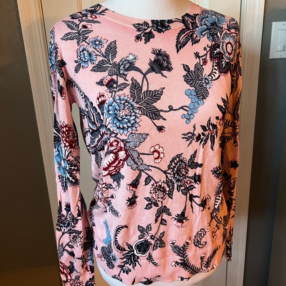 Lightweight LOFT sweater
